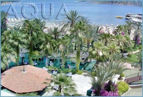 Aqua Hotel 4